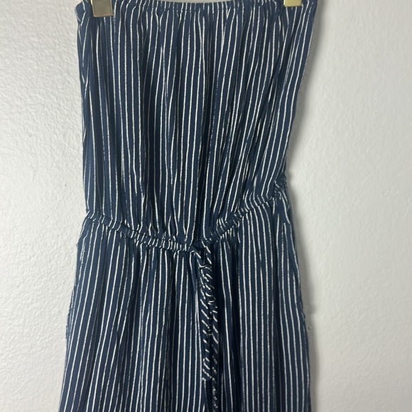 Abercrombie & Fitch Navy and White Strapless Pinstripe Jumpsuit - Picture 4 of 10